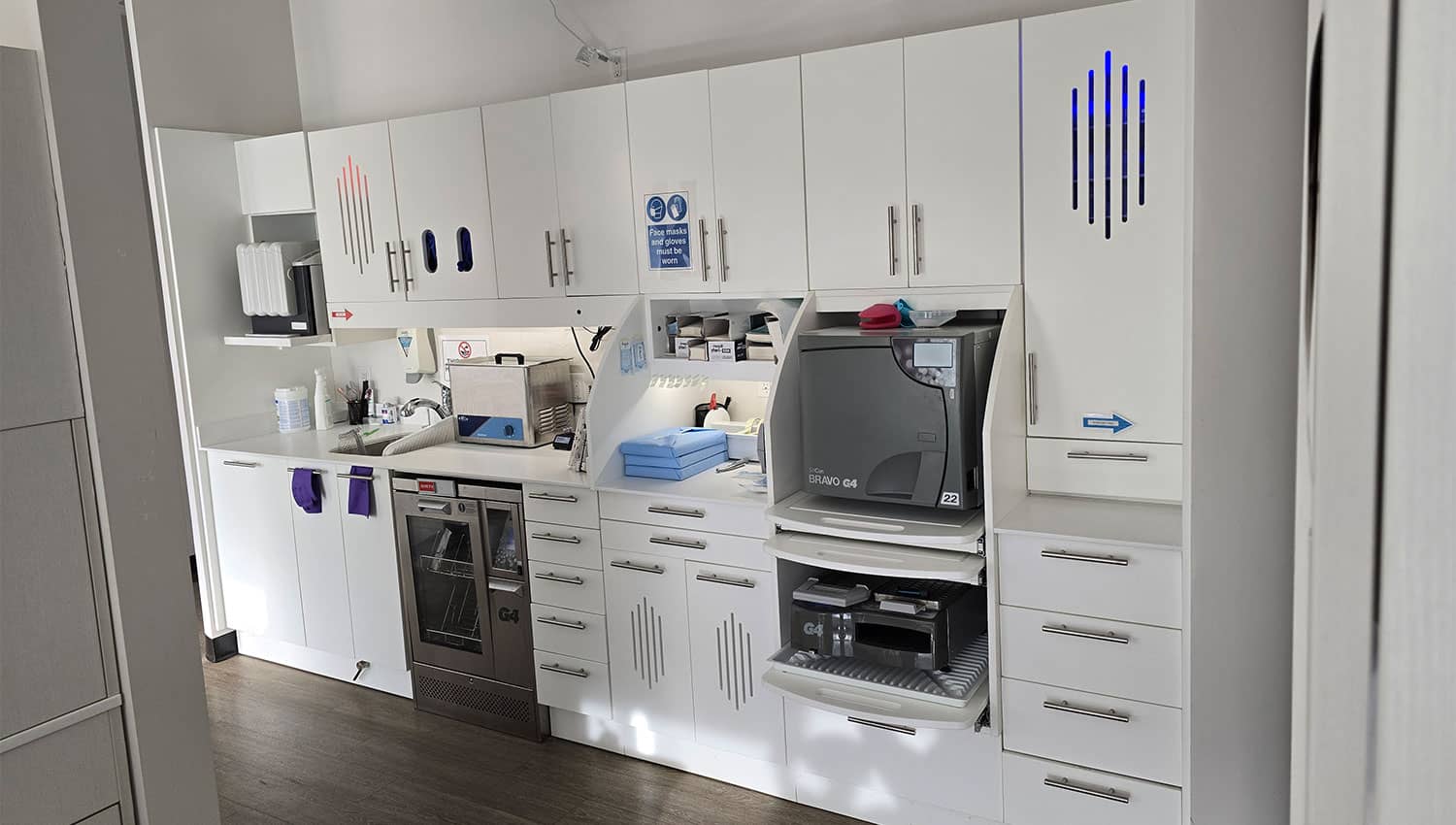 Modern dental office interior photo 4